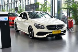 2016款奔驰CLA220