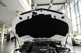 2016款奔驰E200轿跑车灵动版