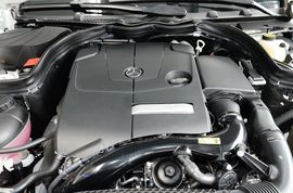 2016款奔驰E200轿跑车灵动版