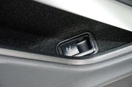 2016款奔驰E200轿跑车灵动版