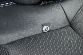 2016款奔驰E200轿跑车灵动版