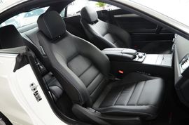 2016款奔驰E200轿跑车灵动版