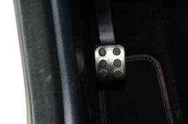 2016款奔驰E200轿跑车灵动版