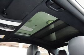 2016款奔驰E200轿跑车灵动版