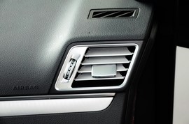 2016款奔驰E200轿跑车灵动版