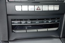 2016款奔驰E200轿跑车灵动版