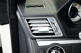 2016款奔驰E200轿跑车灵动版