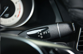 2016款奔驰E200轿跑车灵动版