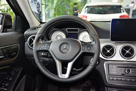 2016款奔驰GLA220