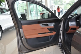 2017款奇瑞捷豹路虎
