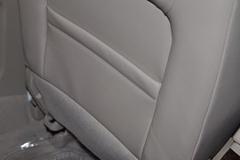 2011款广汽传祺2.0L自动豪华版