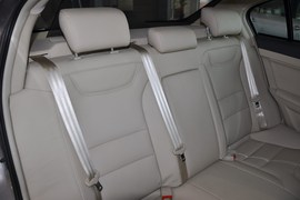 2011款广汽传祺2.0L自动豪华版
