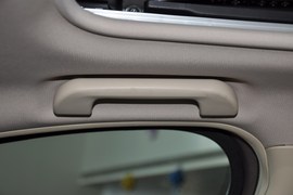 2011款广汽传祺2.0L自动尊贵版