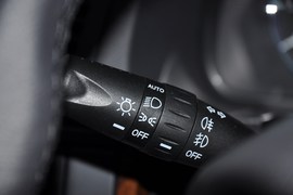 2011款广汽传祺2.0L自动尊贵版