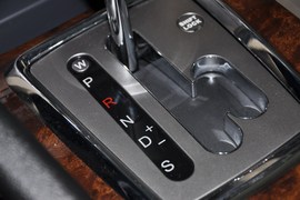 2011款广汽传祺2.0L自动尊贵版