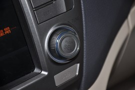 2011款广汽传祺2.0L自动尊贵版