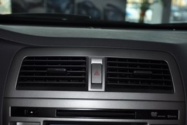 2011款广汽传祺2.0L自动尊贵版