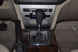 2011款广汽传祺2.0L自动尊贵版