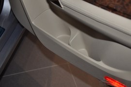 2011款广汽传祺2.0L手动精英版