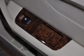 2011款广汽传祺2.0L手动精英版