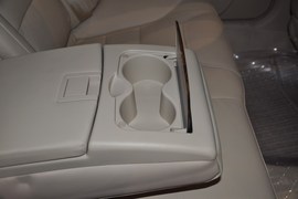 2011款广汽传祺2.0L手动精英版
