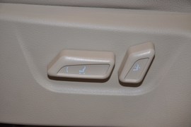 2011款广汽传祺2.0L手动精英版