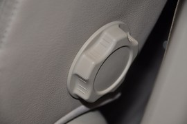 2011款广汽传祺2.0L手动精英版