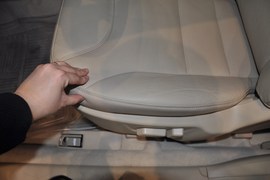 2011款广汽传祺2.0L手动精英版