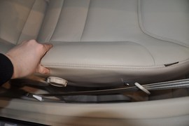 2011款广汽传祺2.0L手动精英版