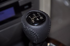 2011款广汽传祺2.0L手动精英版