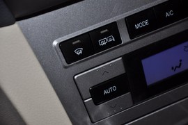 2011款广汽传祺2.0L手动精英版