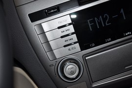 2011款广汽传祺2.0L手动精英版
