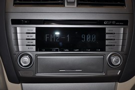 2011款广汽传祺2.0L手动精英版