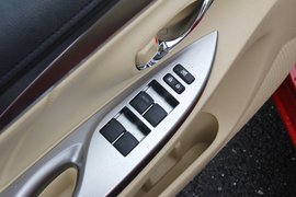 2017款一汽丰田威驰1.5L