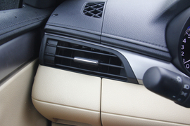 2017款一汽丰田威驰1.5L