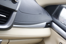 2017款一汽丰田威驰1.5L