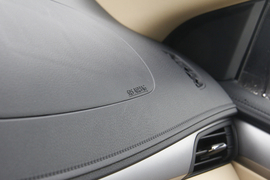 2017款一汽丰田威驰1.5L