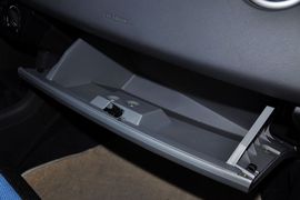 2011款铃木雨燕1.5L手动运动版