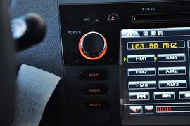 2011款铃木雨燕1.5L手动运动版