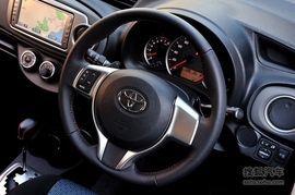 新一代丰田雅力士海外实拍