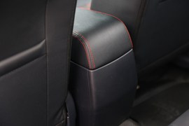 2017款海马福美来1.6L