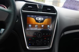 2017款海马福美来1.6L