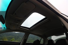 2017款海马福美来1.6L