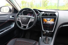 2017款海马福美来1.6L