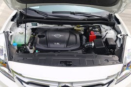 2016款海马福美来试驾实拍