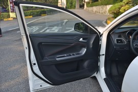 2016款海马福美来试驾实拍