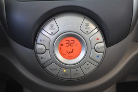 2011款日产阳光1.5XE
