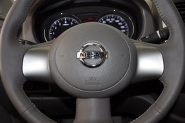 2011款日产阳光1.5XE