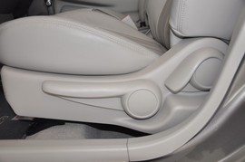 2011款日产阳光1.5XE