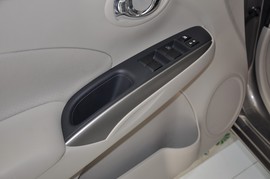 2011款日产阳光1.5XE
